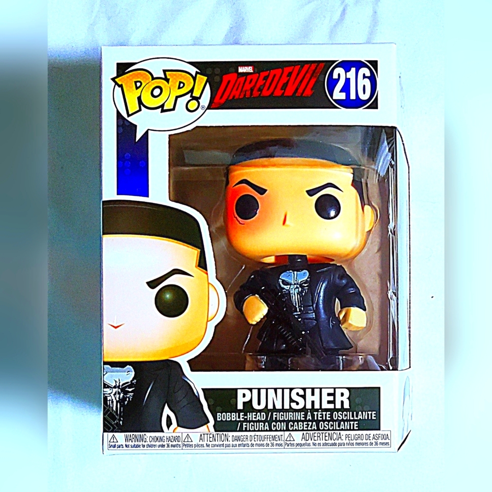 Funko Pop #216 The Punisher Frank Castle Daredevil Defenders Marvel w Case
